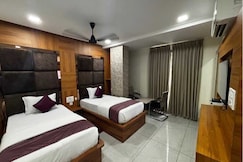 Hotel O Annavaram Formerly Akshaya Lodge, Kakinada