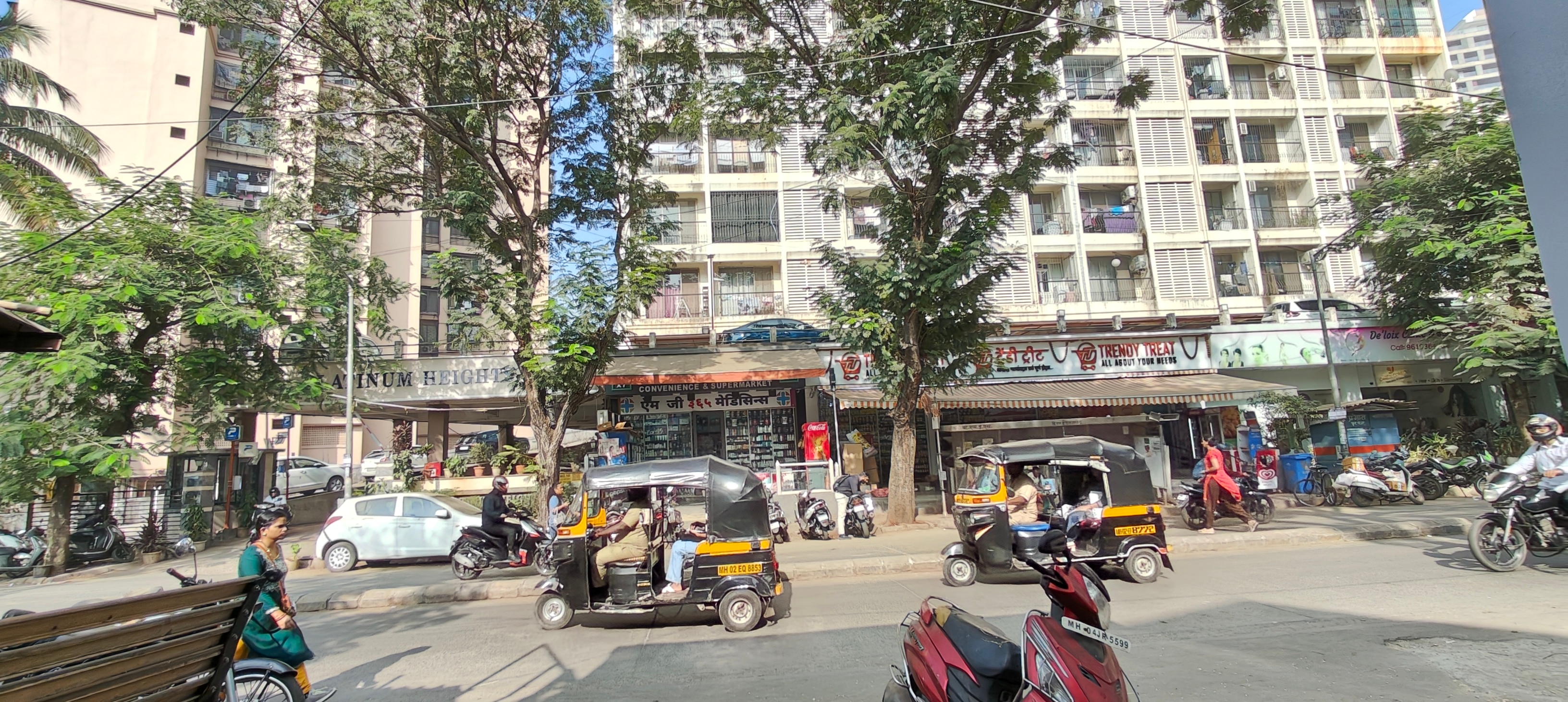 Grand Dyad Hotel - Near Kokilaben Hospital Andheri West - Tap to explore photos
