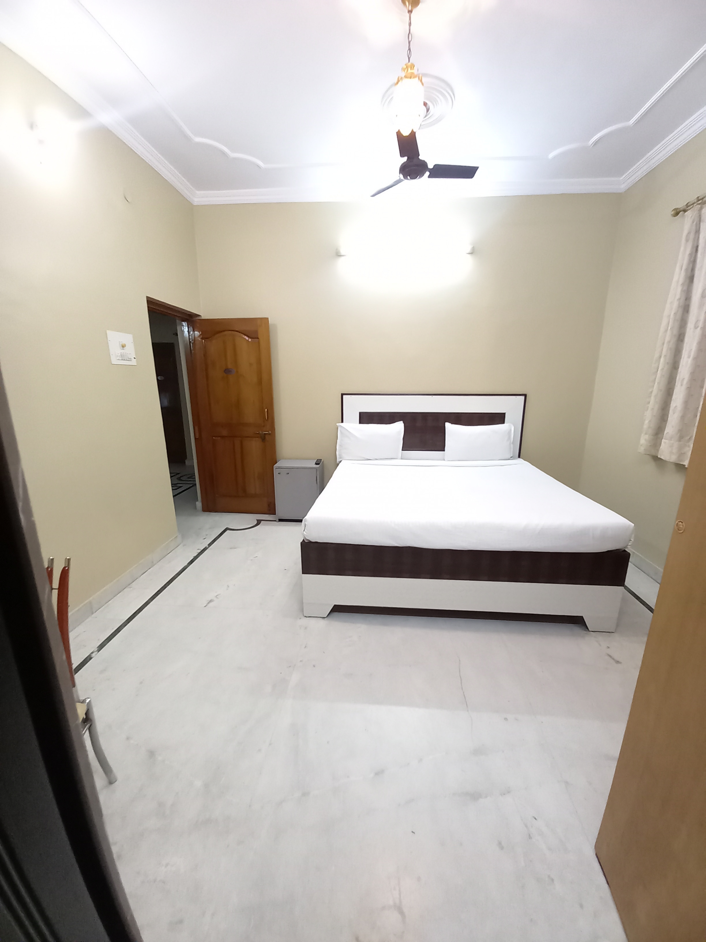 Hotel R K Residency and Sunrise Cafe - Tap to explore photos