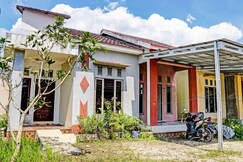 Hotel O Kost Axcel, Banjar