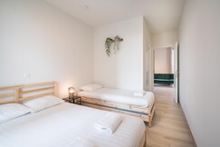 Urban Chic Apartment with Terrace, Antwerp