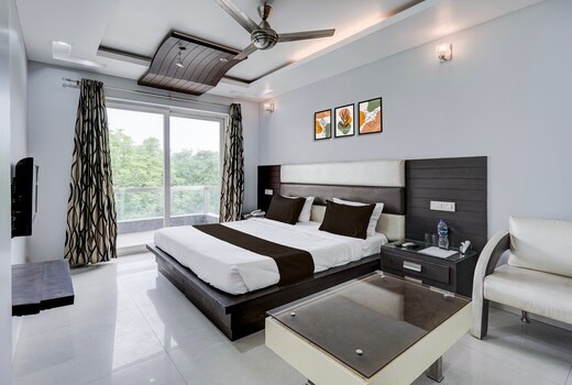 Super Hotel O Royal Inn