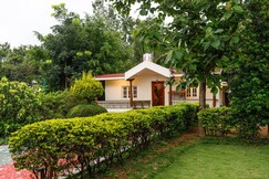WhiteOrchid Villa Jacuzzi 30minAirport, Devanhalli