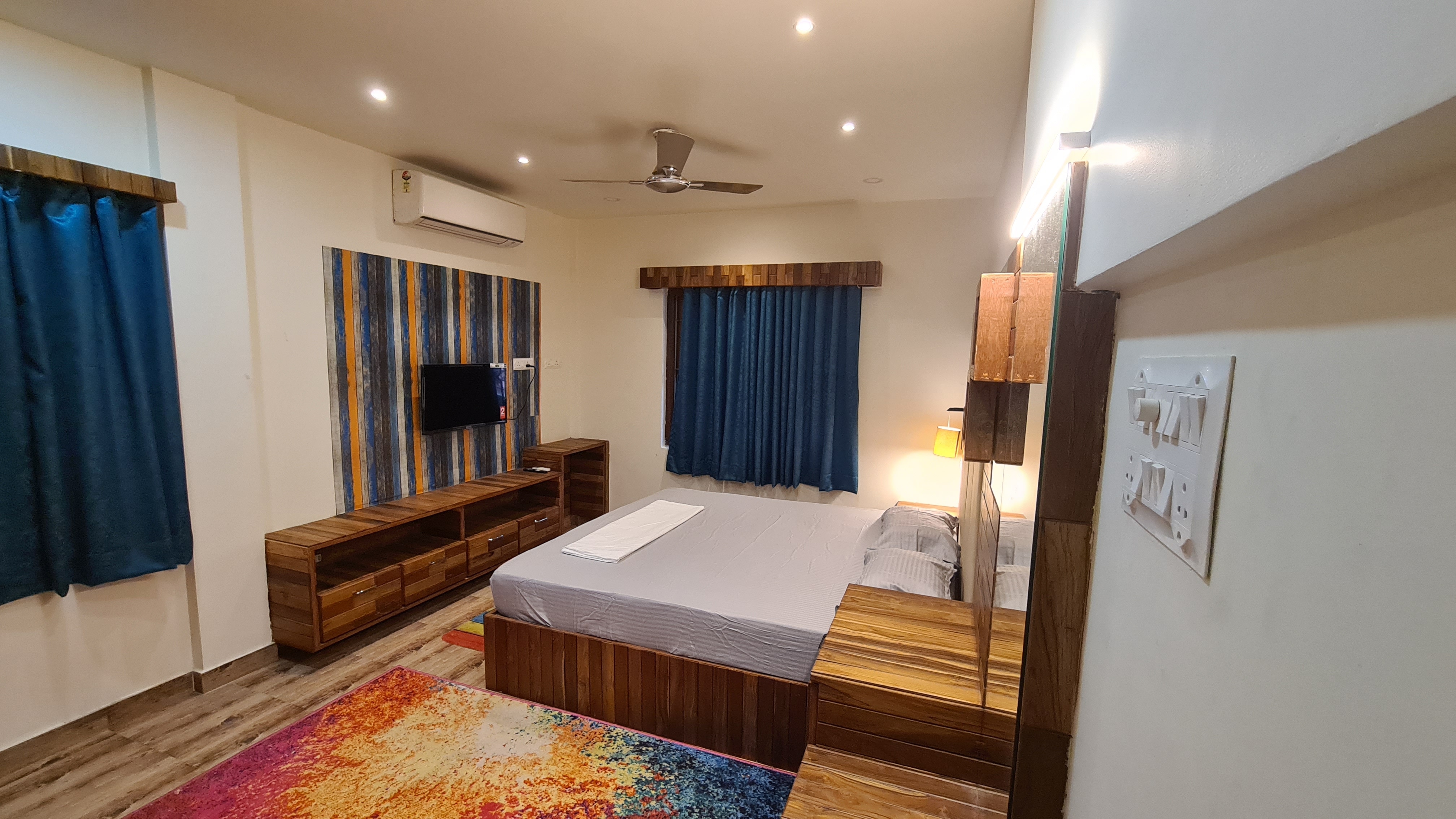 Rest Nest Vacation Homes  Premium Casa 2BHK Flat - Tap to explore photos