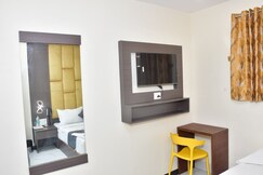 Hotel Real Inn, Mumbai
