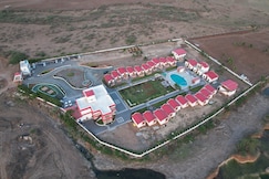 Flamingo Club & Resort (Just 3 km away from Una-Diu Checkpost), Diu