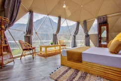 Regal Retreat Resort - A Mixture of Glamp & Tree House, Kasol