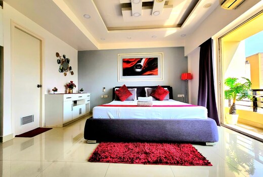 Xanadu Studio Apartment 902 Kolkata