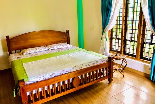 Paddy Surf Homestay
