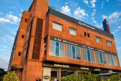 Radhamangal Colors inn, Hinganghat