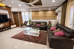 Kharghar 3BHK Terrace Private Jacuzzi HillviewTop, Ulhasnagar