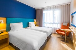 Holiday Inn Express TAICHUNG FENGCHIA, Taichung
