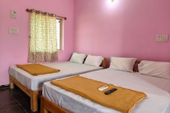 Guru Padha Homestay, Mantralayam