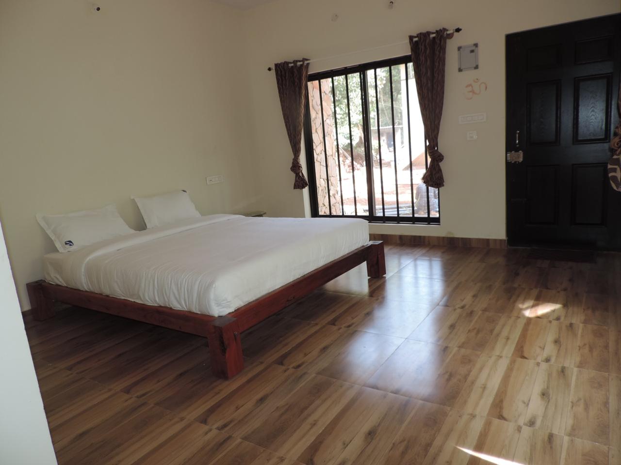 Shola Vibes Homestay - Tap to explore photos