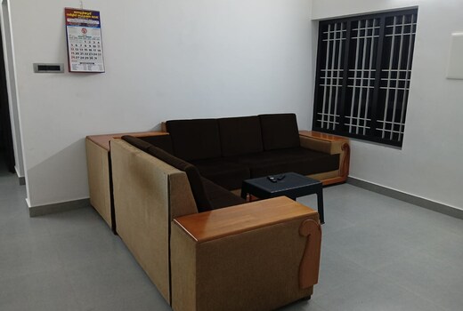 LICENCE TO CHILL HOMESTAYS