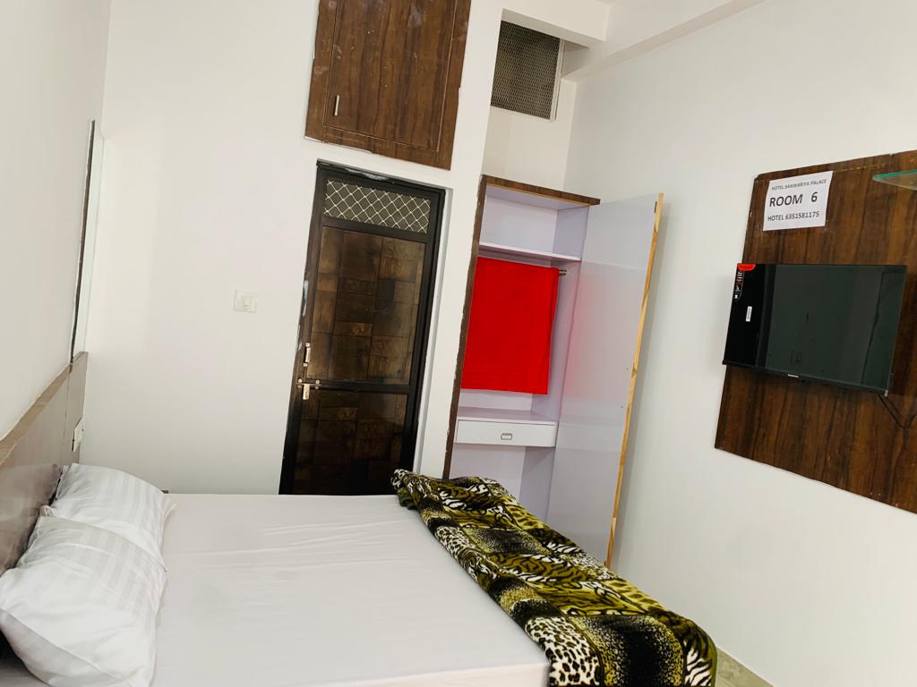 Hotel Sanwariya Palace - Tap to explore photos
