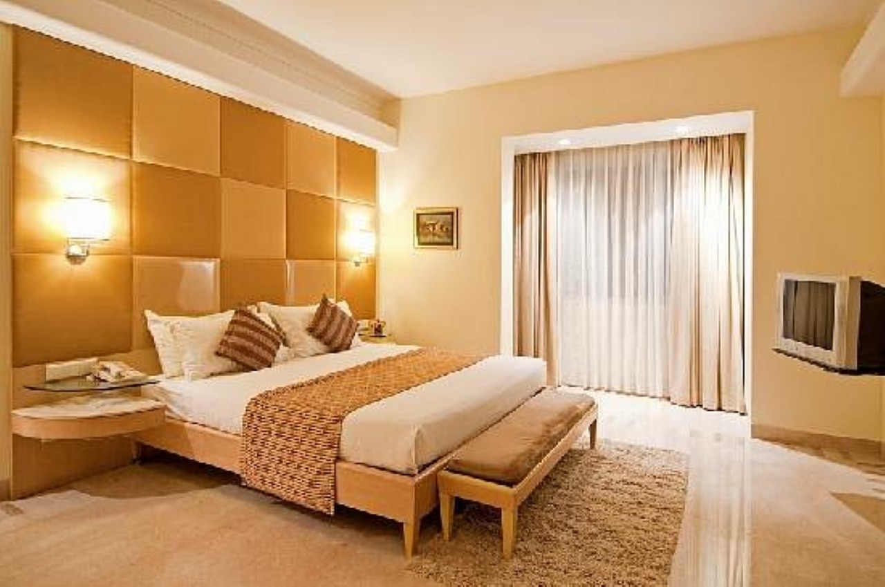 Ascot Hotel Colaba - Tap to explore photos