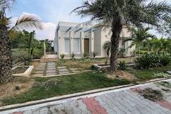 Golden sands Private villa Bapatla, Bapatla