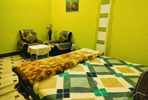 Cozy Abode Mahakumbh Area