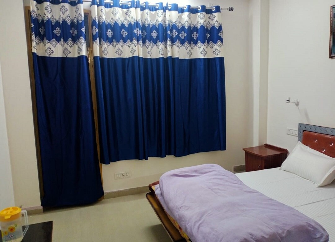 Shiva Guest House and restaurant - Tap to explore photos