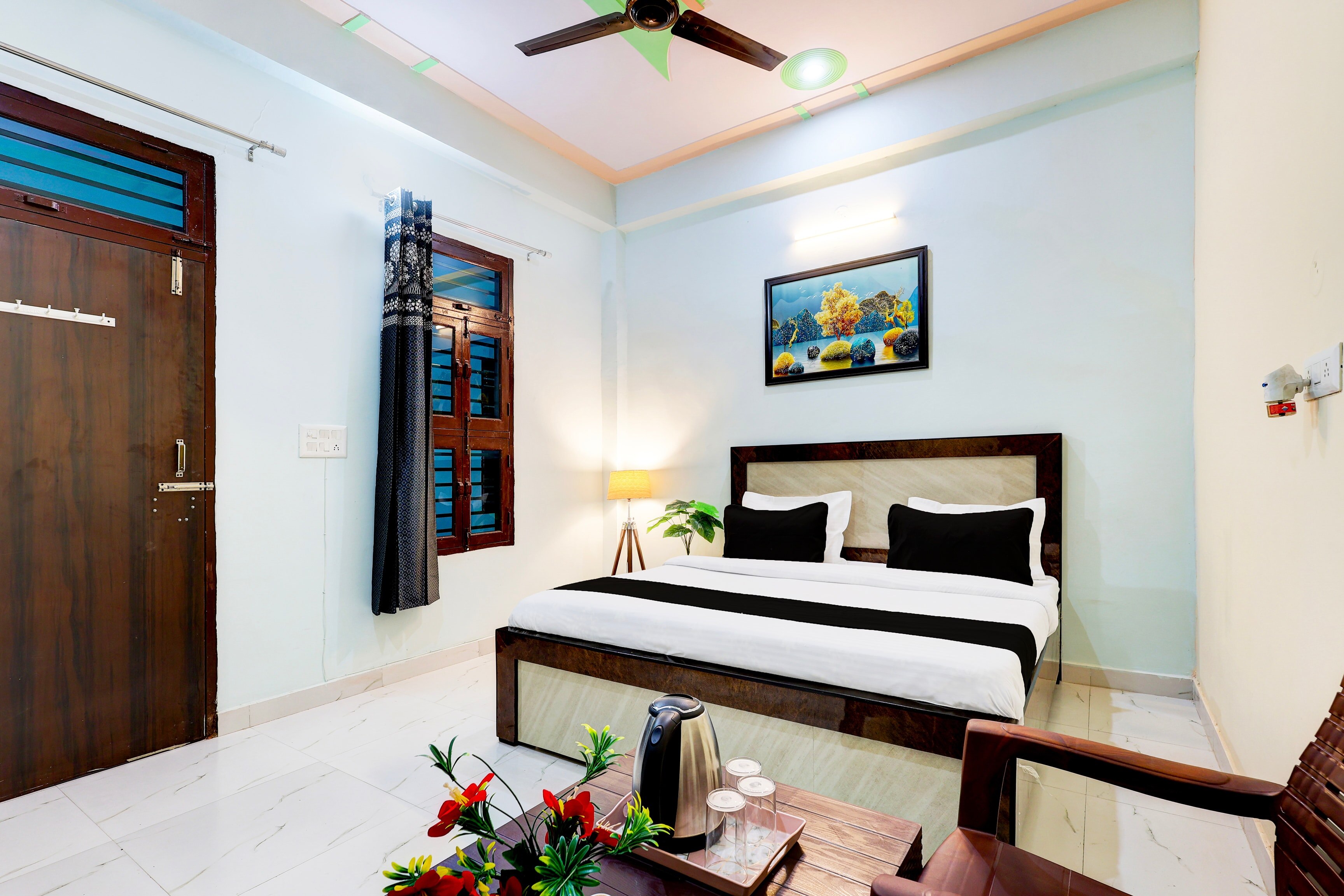 Hotel O Royal Residency - Tap to explore photos