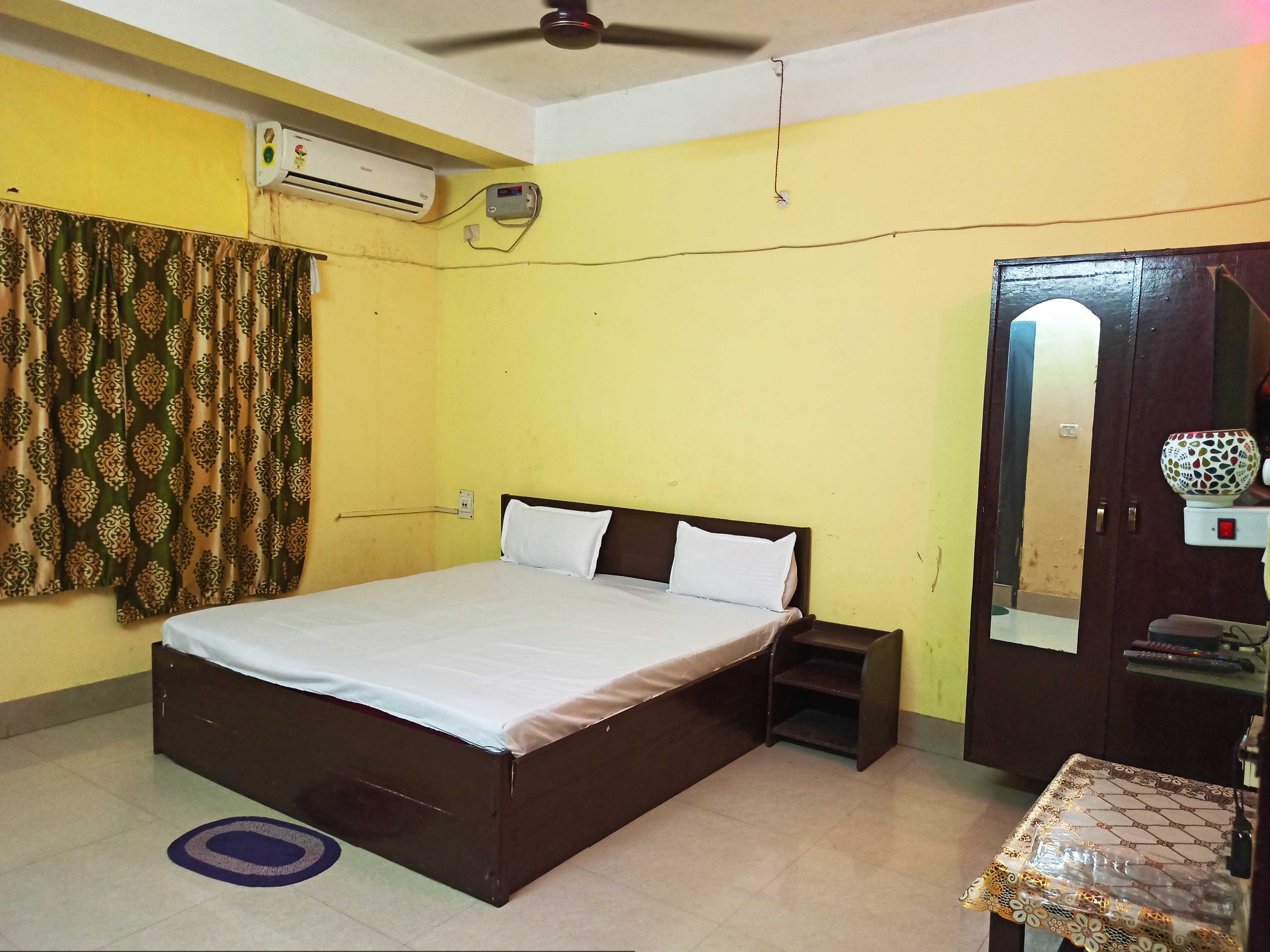 Hotel O Trishna Guest House - Tap to explore photos