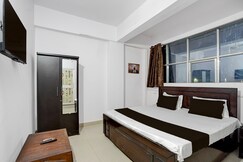 Hotel O Point Co2 Resto & Lodge, Rewa