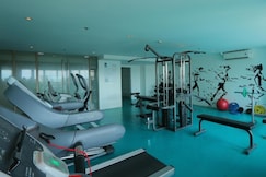 KL Serviced Residences Managed by HII, Metro Manila