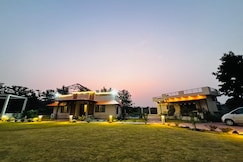 Shivalik Farms, Mhow