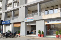 Shree Kamal Guest House, Umargam