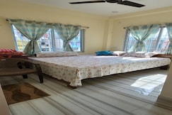 Gour Gadadhar Guest House, Mayapur