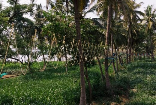 MOUNTY Coconut Dam Camp