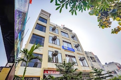 FabHotel Deepak Palace - Nr. Assi Ghat, Varanasi