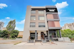 Super Townhouse by OYO Cosmo Mall Zirakpur Formerly R K Residency, Mohali