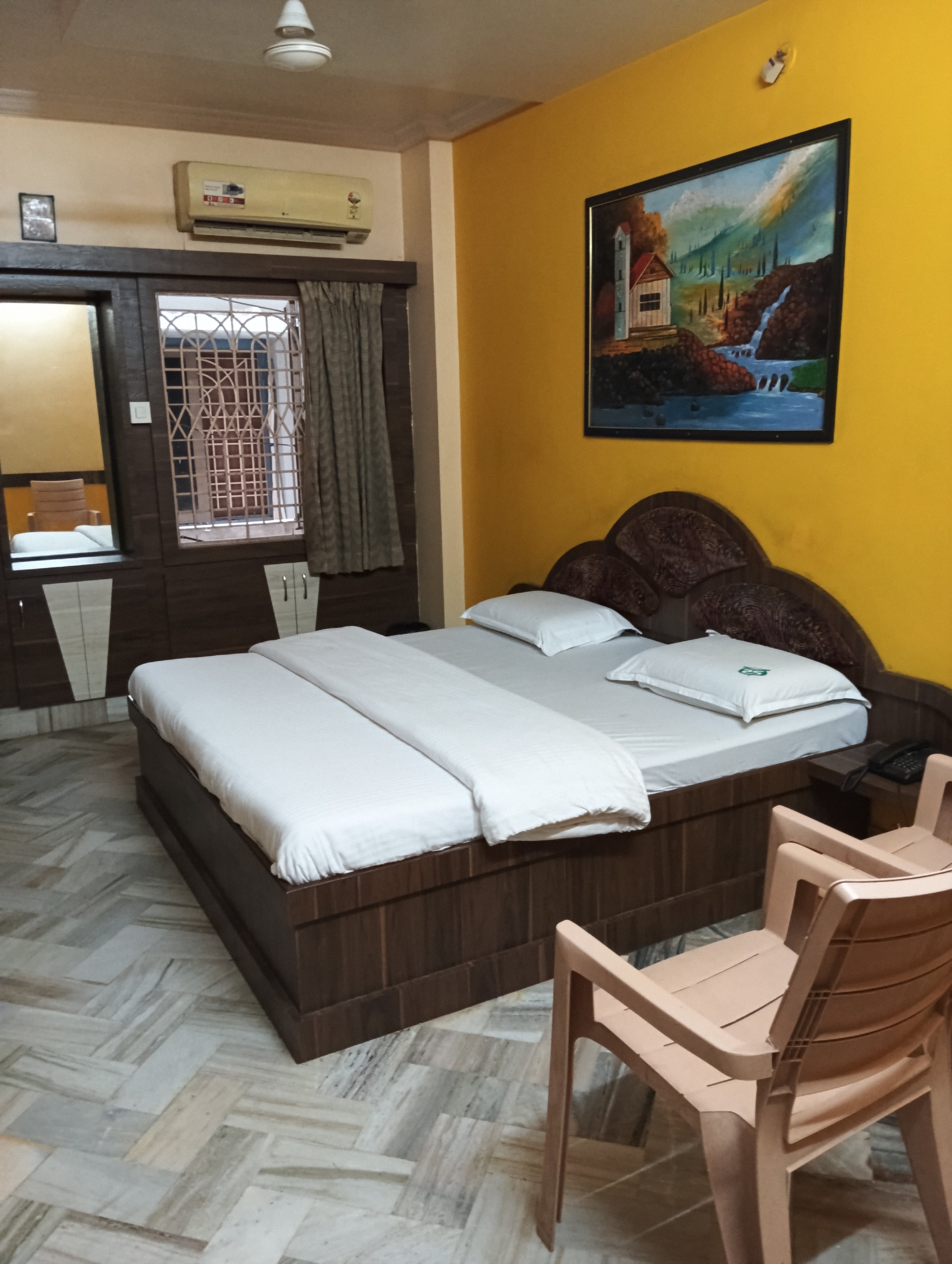 Sriramalodge - Tap to explore photos