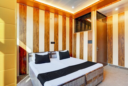Hotel O ROYAL HOSPITALITY