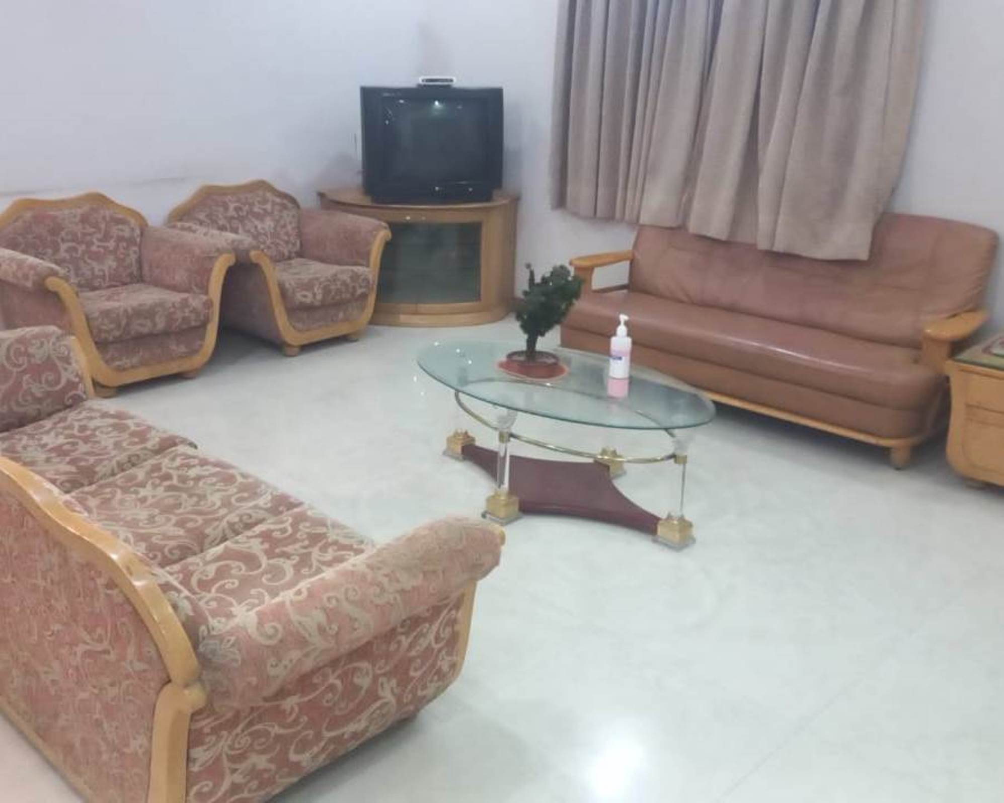 Elis Hospitality Service Parth Bungalow - Tap to explore photos