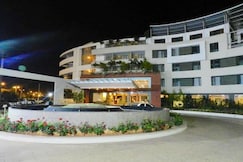 Hotel Rock Regency, Toranagallu