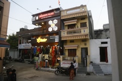 Hotel Gurukripa Palace, Dhamnod