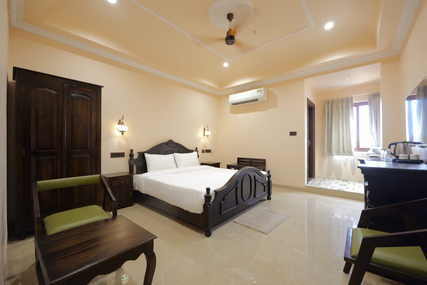 Shree Raja Ram Hotel & Resort, Ujjain - Tap to explore photos
