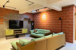 After hours service apartment, Bangalore