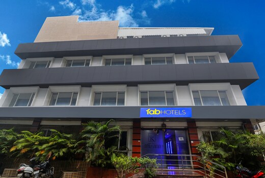 FabHotel Keerthi's Anupama - Nr. Indira Gandhi Stadium