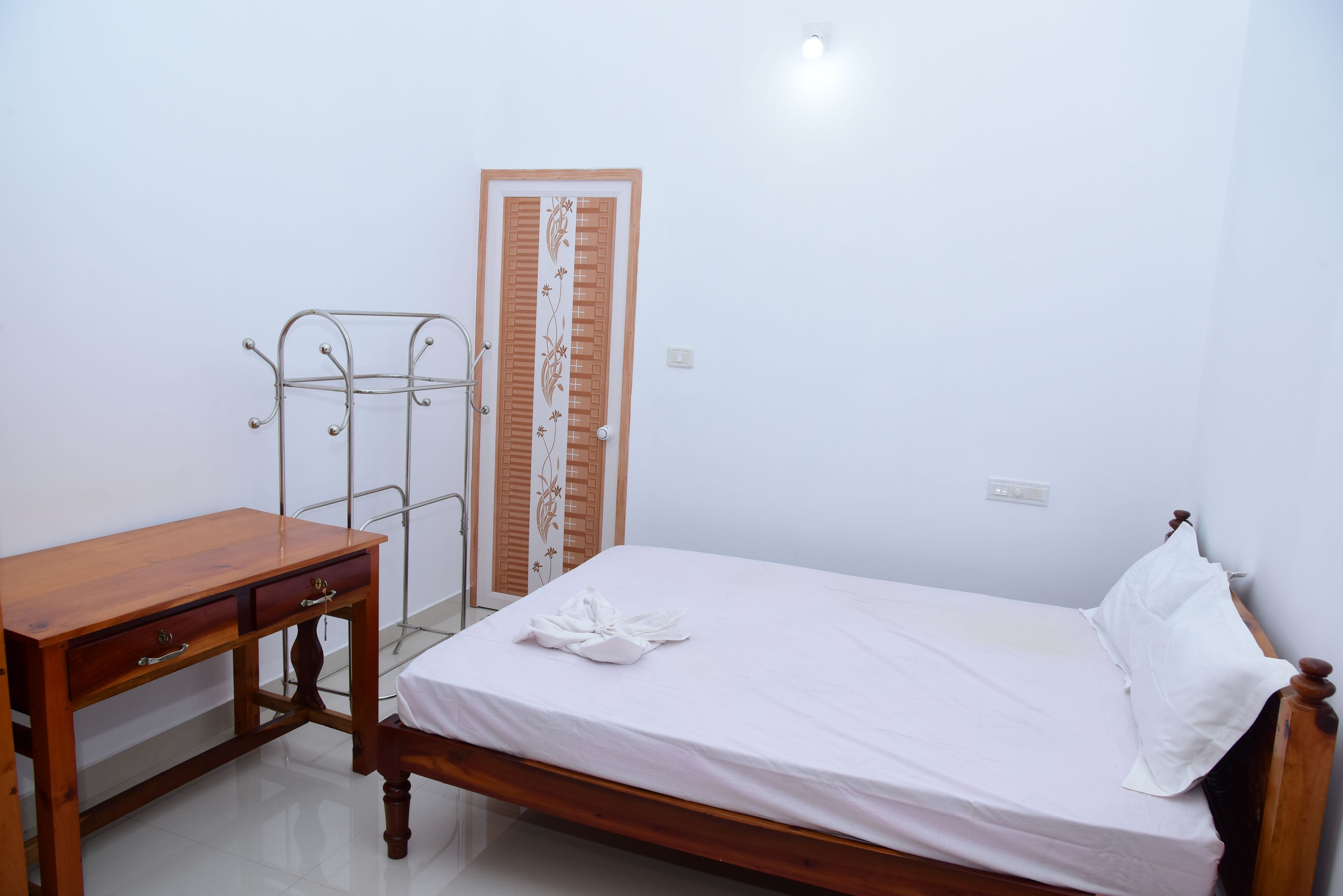 Sooryatheeram By LEDD Hotels - Tap to explore photos