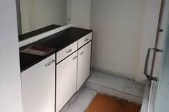 Hotel Kuber, Rajkot