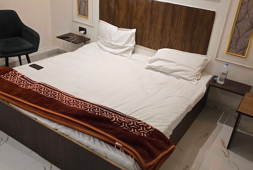 Hotel O The Grand Hotel