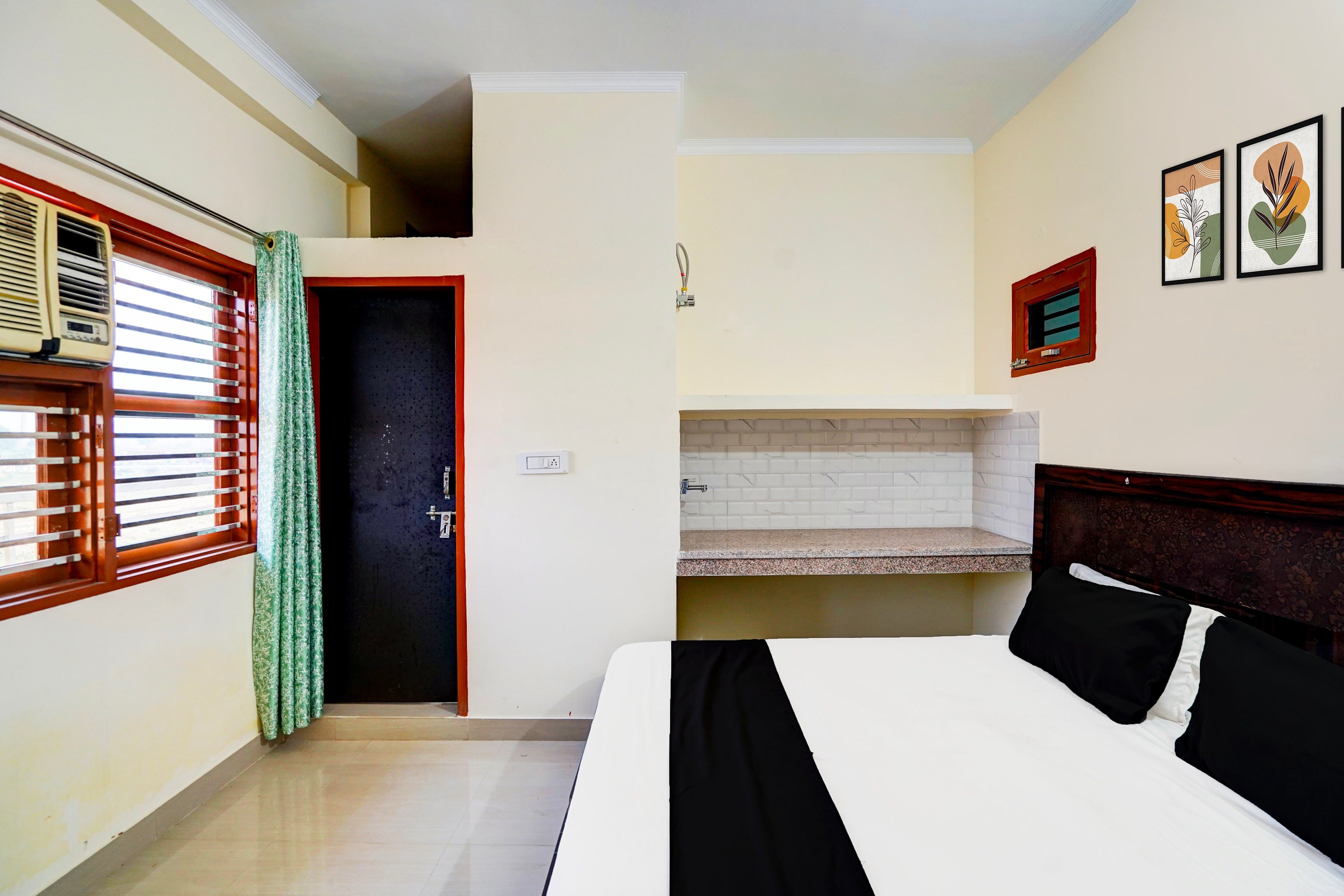 Hotel O Stanza Stayz - Tap to explore photos