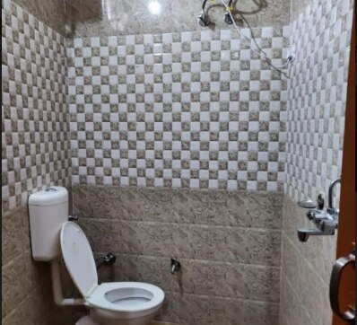 Mother India Guest House Jammu - Tap to explore photos