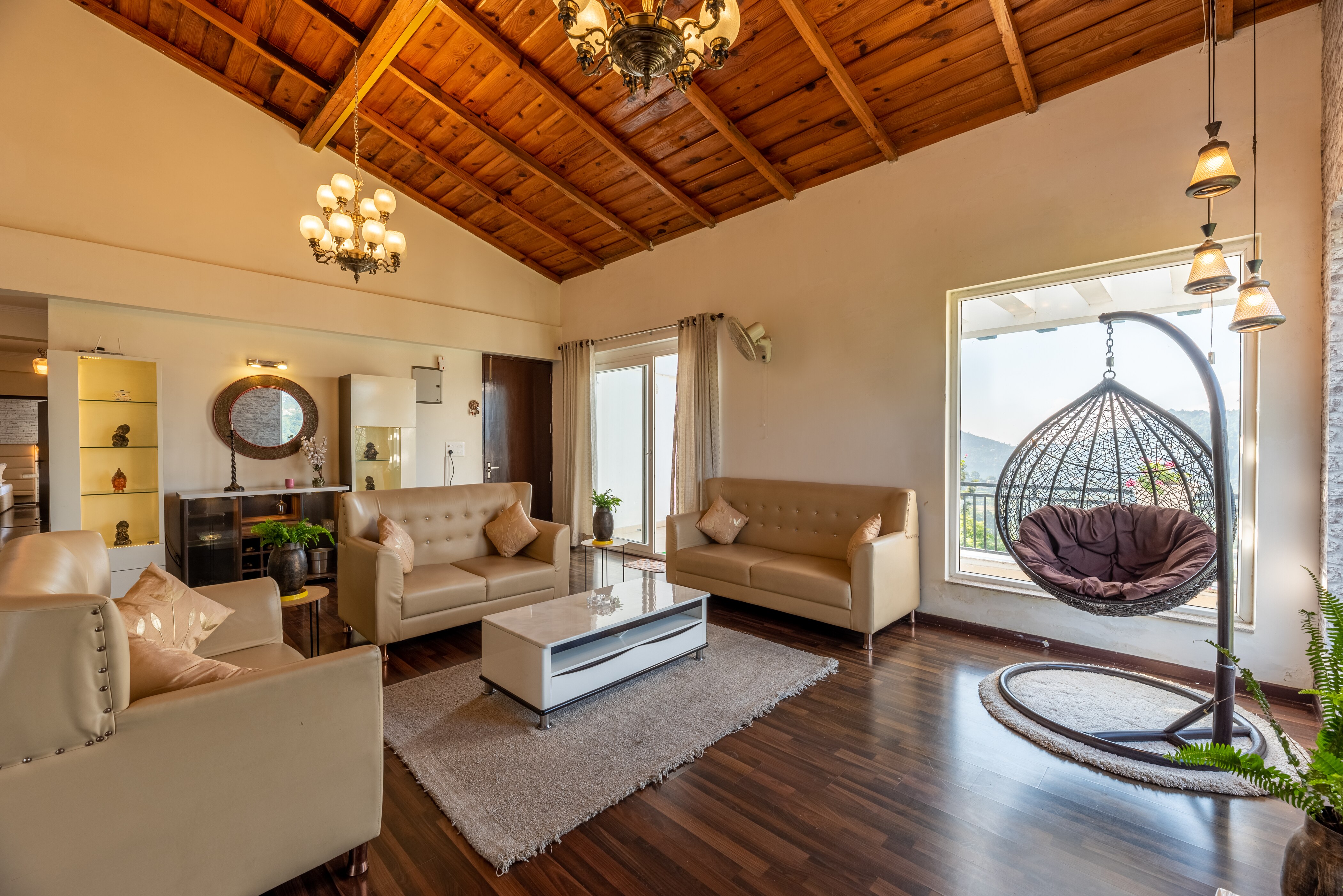 Lake View 4 BhK Penthouse l The Ultimate Escape - Tap to explore photos
