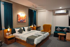 Hotel The Muffet, Indore