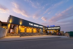 FabHotel Green Acres, Dhanaulti